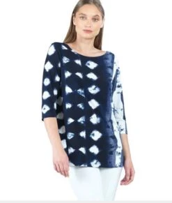 Diamond- Print Tunic