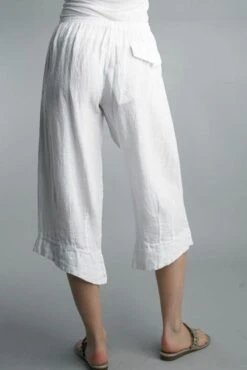 Linen Capri 5 Linen Capri -Vogue Store 32728 WHT l